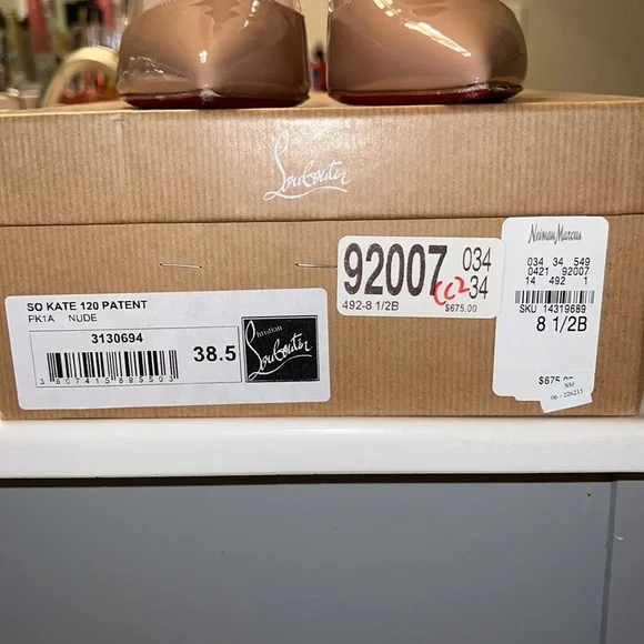 Christian Louboutin Nude Patent Leather So Kate 38.5 - Picture 8 of 10